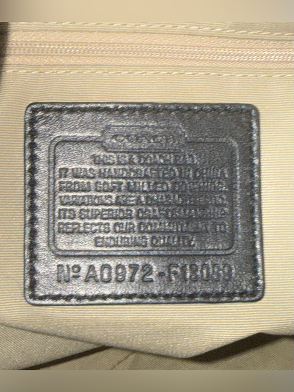 Coach F13069 Black Leather Hamptons Tote Shoulder Bag Y2K 2009 - Picture 10 of 14